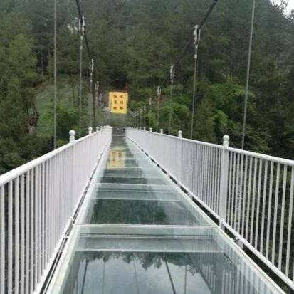 景区玻璃吊桥定制